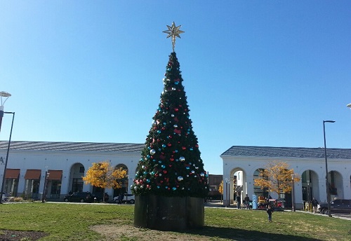 Queens Holiday Market Moves to the Shops at Atlas Park